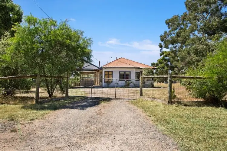 77 Hardies Hill Road, Garibaldi VIC 3352