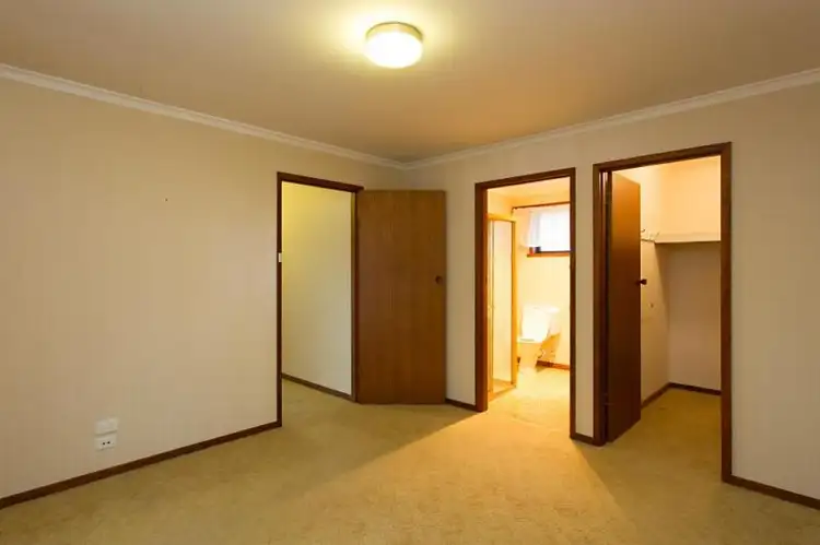 Sixth view of Homely house listing, 5 Linton Court, Alfredton VIC 3350