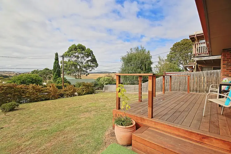 24 Blucher Street, Ferntree Gully VIC 3156