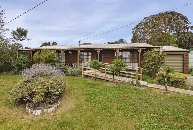 3 Phillip Court, St Leonards VIC 3223
