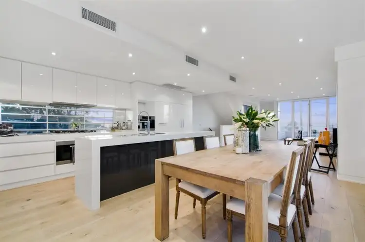 Sixth view of Homely house listing, 1/24 Esplanade, Williamstown VIC 3016
