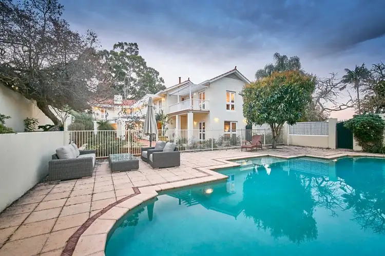 40 Beatrice Road, Dalkeith WA 6009