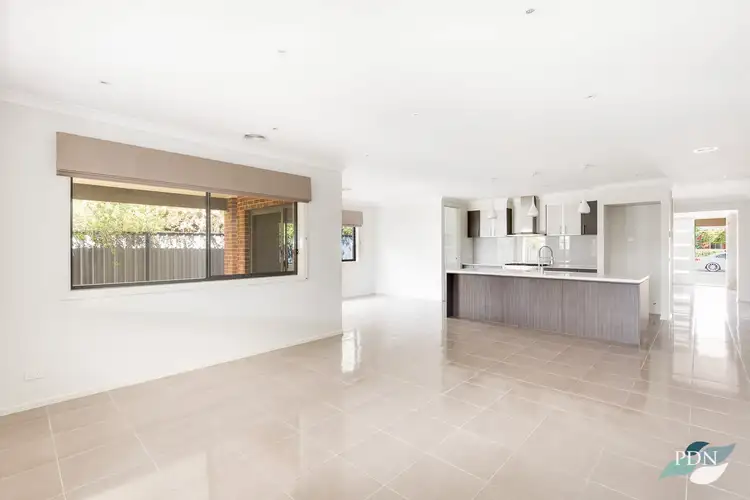 Third view of Homely house listing, 2 Loma Court, Tarneit VIC 3029
