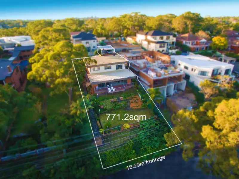 Main view of Homely house listing, 122 Queens Road, Connells Point NSW 2221