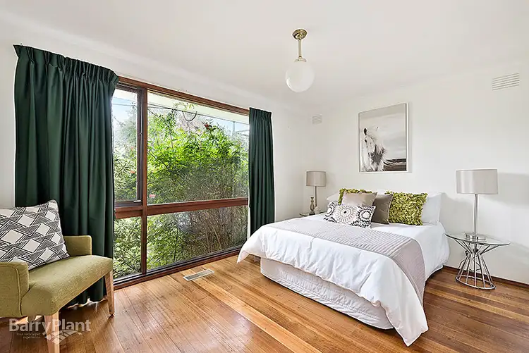 Sixth view of Homely house listing, 10 Janet Crescent, Bundoora VIC 3083