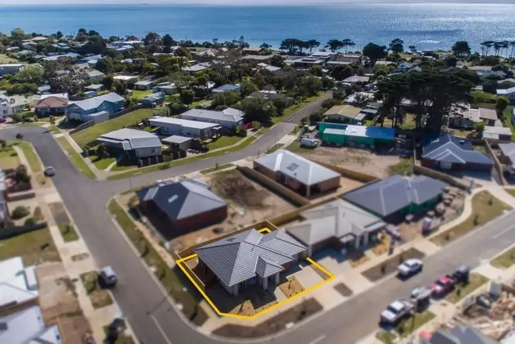 6 Beachside Crescent, Indented Head VIC 3223