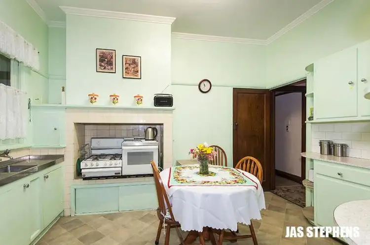 Fifth view of Homely house listing, 18 Summerhill Road, Maidstone VIC 3012