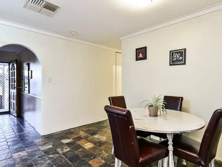 Fourth view of Homely house listing, 29 Cressida Way, Camillo WA 6111