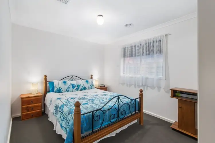 Seventh view of Homely house listing, 6 Phoenix Circuit, Brookfield VIC 3338