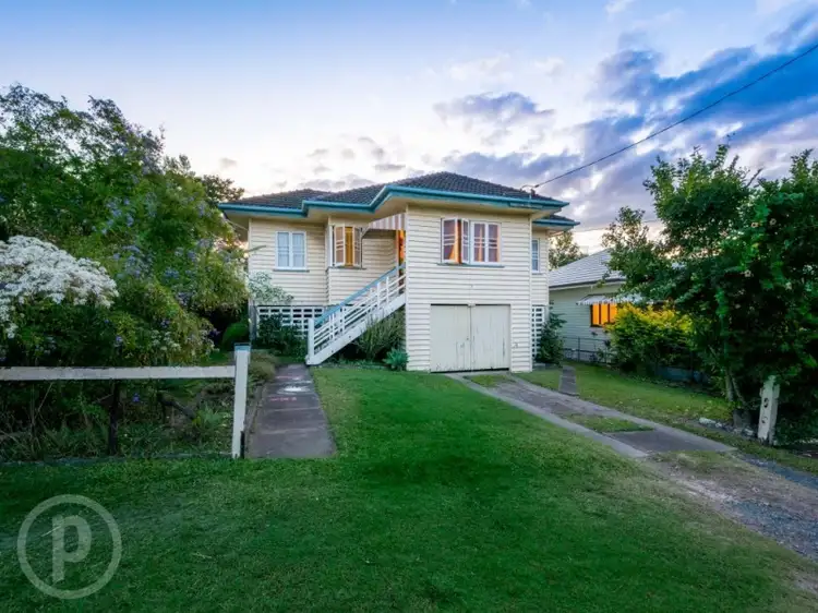 7 Nellie St, Camp Hill QLD 4152