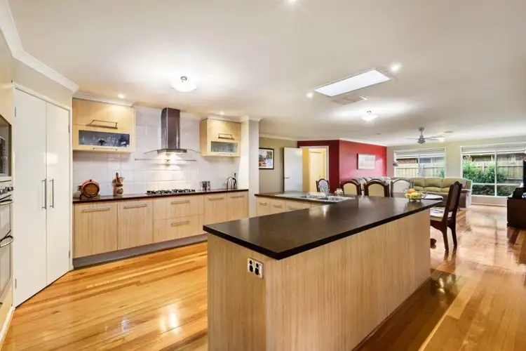 Second view of Homely house listing, 8 Carissa Circuit, Werribee VIC 3030