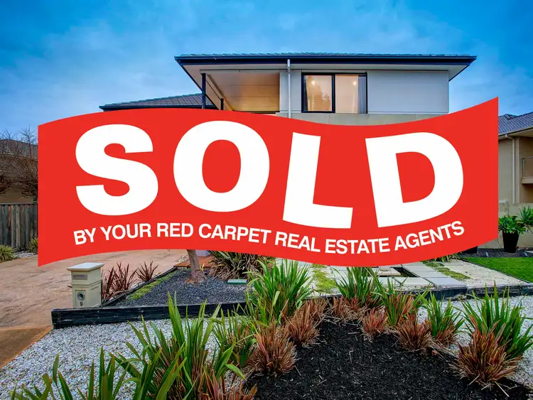 9 Bluechip Court, Sanctuary Lakes VIC 3030