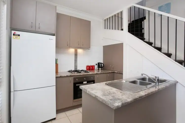 Fourth view of Homely townhouse listing, 2/7 Mayo Street, Sunshine VIC 3020