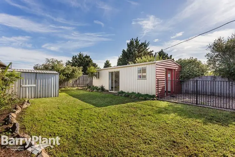 Fifth view of Homely house listing, 5 Jeavons Court, Altona Meadows VIC 3028