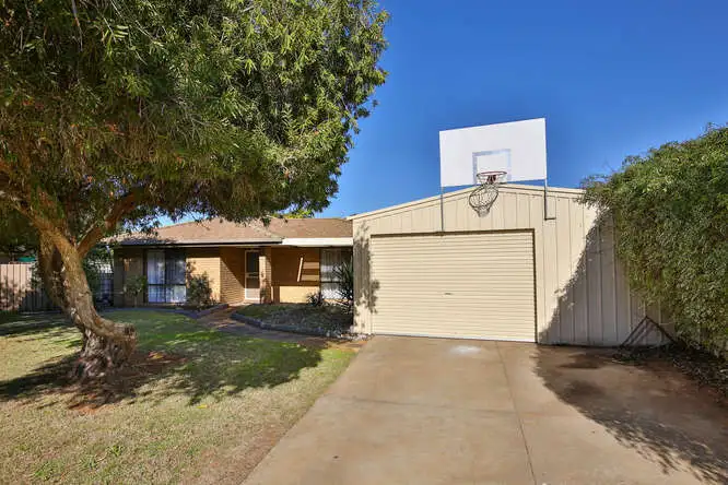 Main view of Homely house listing, 5 Zhoe Court, Mildura VIC 3500