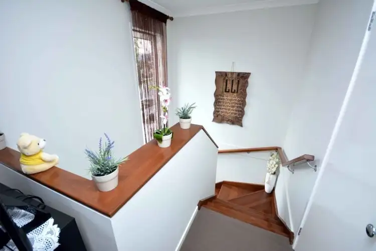 Seventh view of Homely house listing, 18 Saint Road, Craigieburn VIC 3064