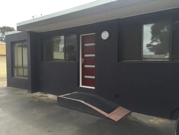 4/3 Oxford Street, Newport VIC 3015