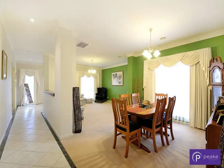 Fifth view of Homely house listing, 4 Silverleaves Boulevard, Berwick VIC 3806