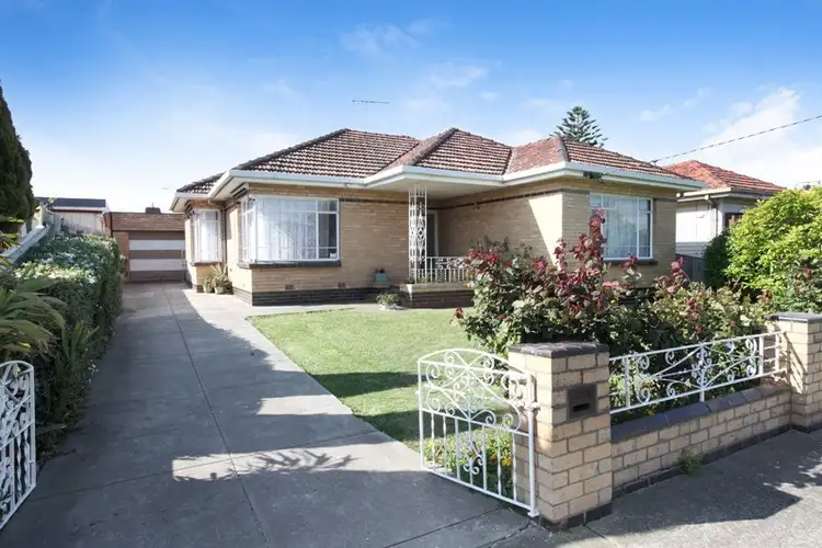 132 Warwick Road, Sunshine North VIC 3020