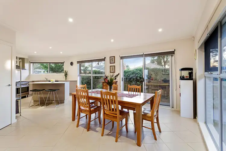 Fifth view of Homely townhouse listing, 2/5 Ceram Court, Heidelberg West VIC 3081