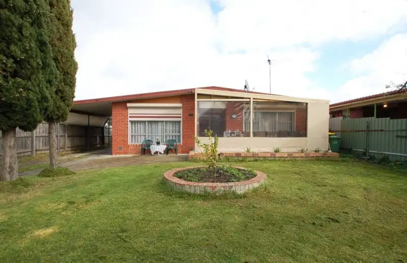Main view of Homely house listing, 33 Hampden Street, Dallas VIC 3047