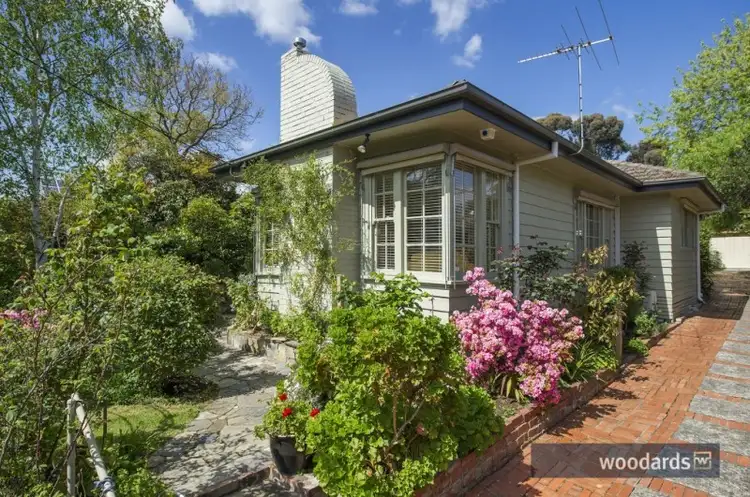 1/6 Molleton Street, Blackburn VIC 3130