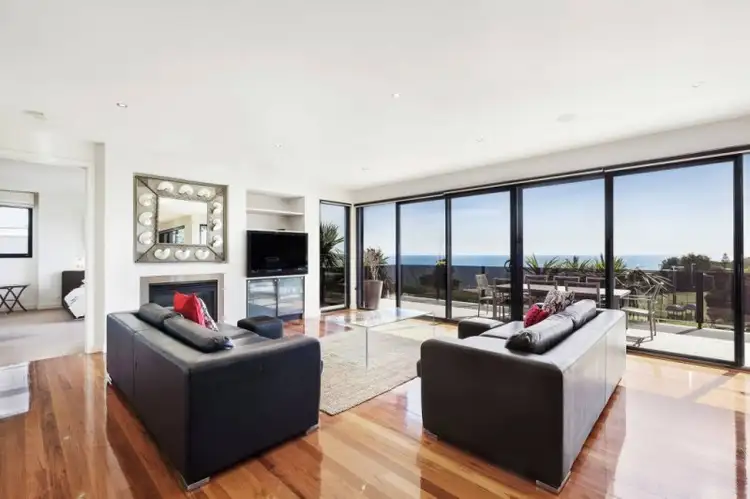 Fifth view of Homely house listing, 1 Rosserdale Crescent, Mount Eliza VIC 3930
