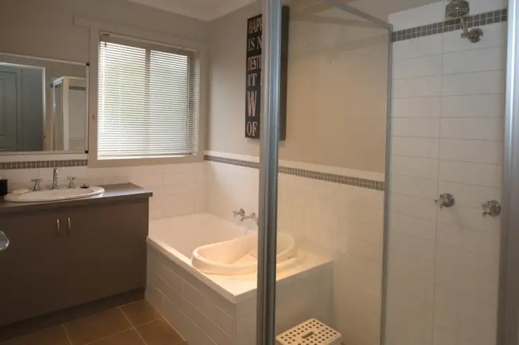 Seventh view of Homely unit listing, 912 Geelong Road, Mount Clear VIC 3350