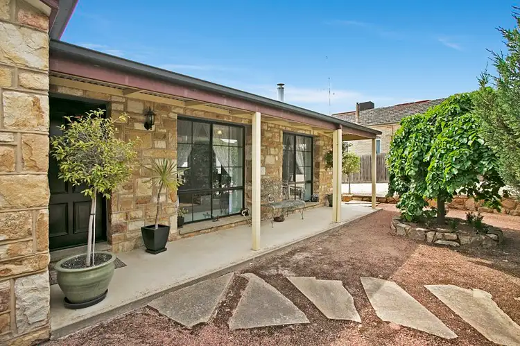 27 Buckley Street, Harcourt VIC 3453