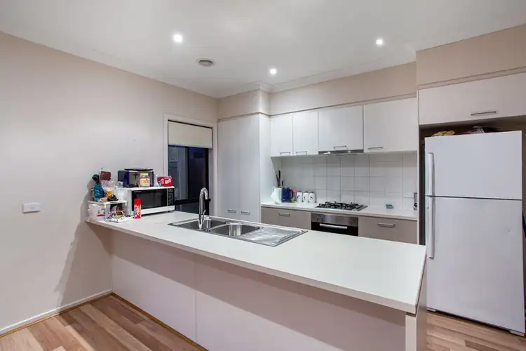 Second view of Homely house listing, 31 Eloura Circuit, Taylors Hill VIC 3037