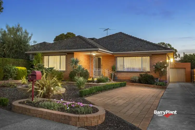 6 Trafalgar Crescent, Bundoora VIC 3083