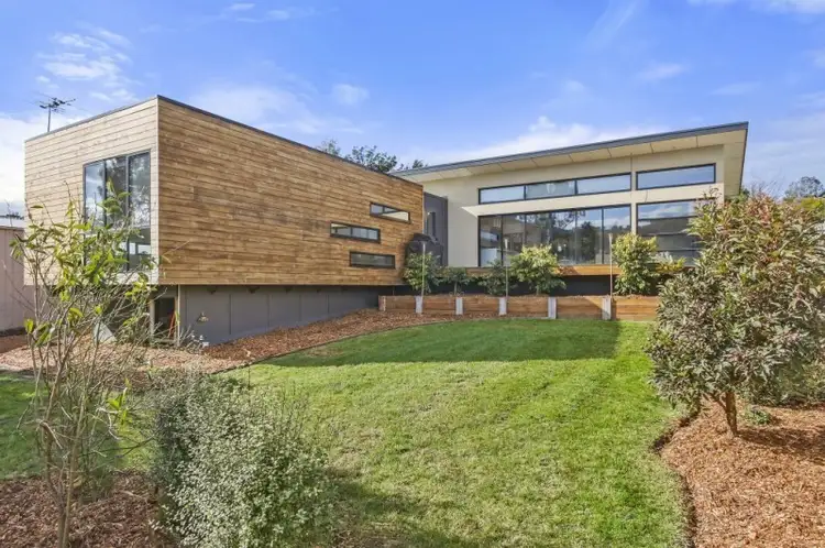 104 Yarraview Road, Yarra Glen VIC 3775
