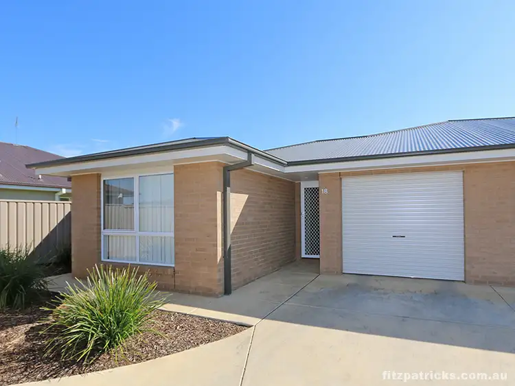 18/10 Mirrul Street, Glenfield Park NSW 2650