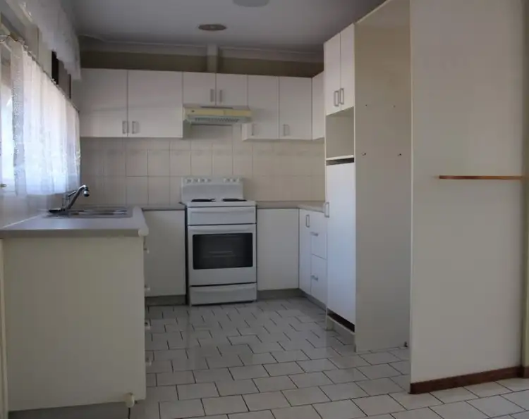 Fifth view of Homely house listing, 26 Lamont Place, South Windsor NSW 2756