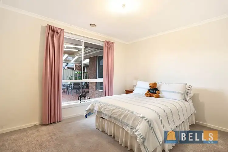 Sixth view of Homely house listing, 15 Prior Court, Delahey VIC 3037