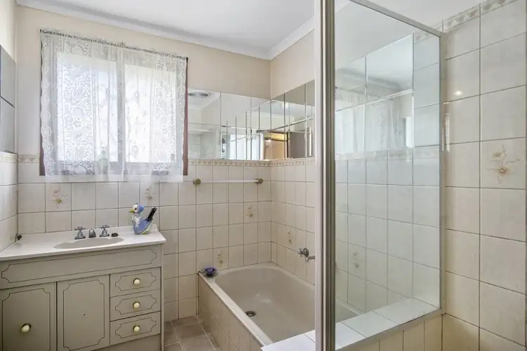 Seventh view of Homely house listing, 6 Davidson Street, North Bendigo VIC 3550