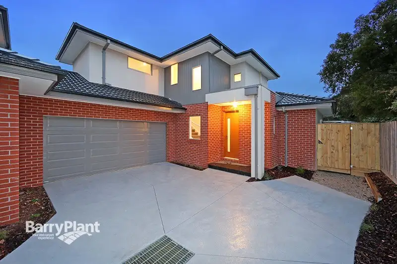 Main view of Homely unit listing, 2/273 Dandelion Drive, Rowville VIC 3178