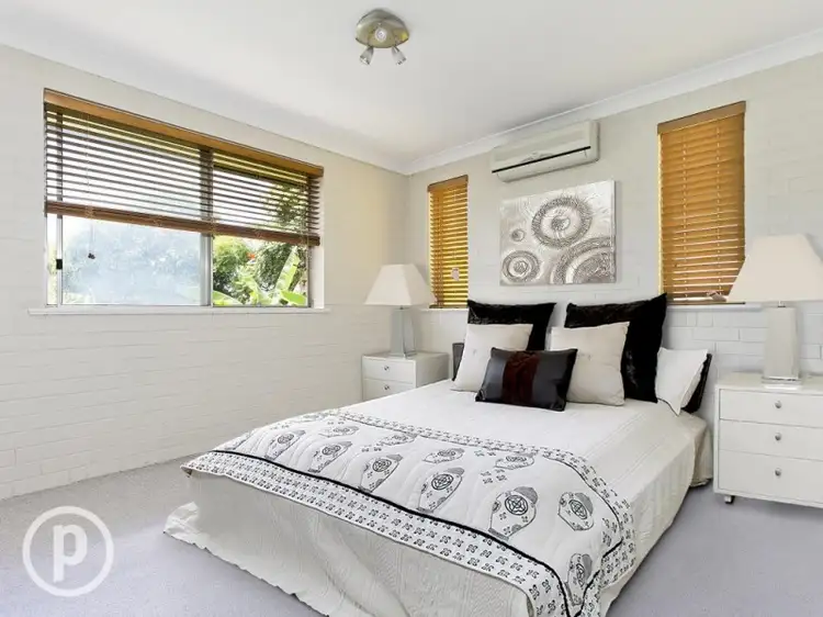 Main view of Homely unit listing, 4/37 Rowell Street, Zillmere QLD 4034