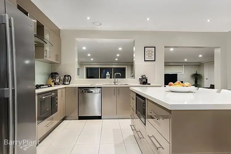 Sixth view of Homely house listing, 5 Frost Court, Bundoora VIC 3083
