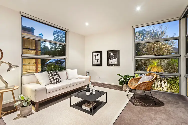 Fifth view of Homely house listing, 19 Heritage Court, Macleod VIC 3085