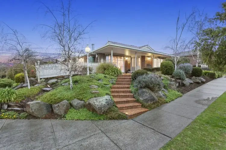 71 Nangathan Way, Croydon North VIC 3136