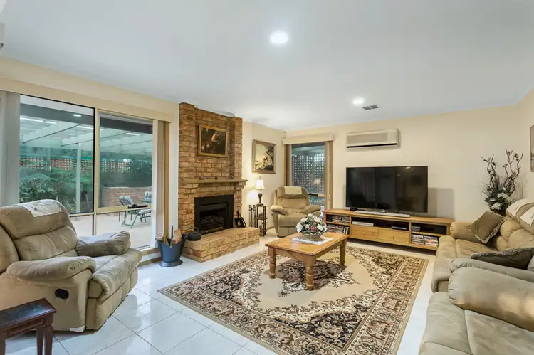 Third view of Homely house listing, 3 Garden Close, Hillside VIC 3037