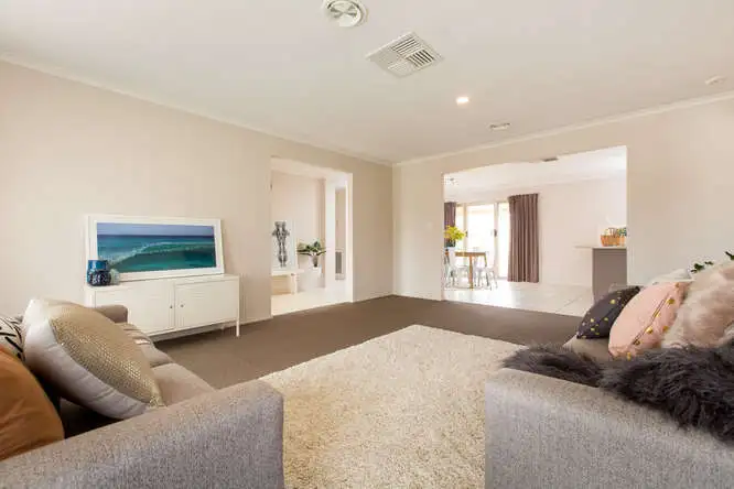 Fourth view of Homely house listing, 33 Canterbury Drive, Mildura VIC 3500