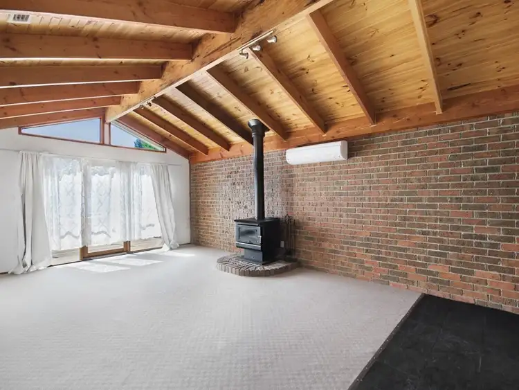 Third view of Homely house listing, 7 Backhaus Avenue, Sunbury VIC 3429