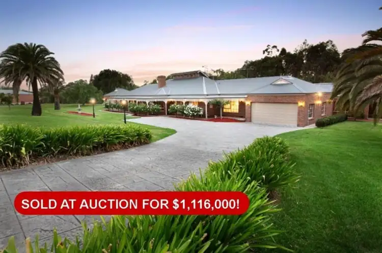 6 Dundee Court, Greenvale VIC 3059