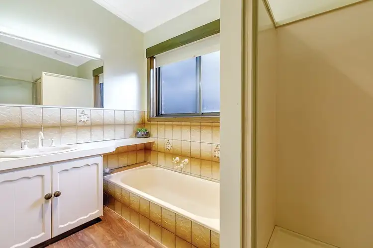 Fifth view of Homely house listing, 405 Tinworth Avenue, Mount Clear VIC 3350