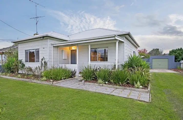 74 Barwon Terrace, Winchelsea VIC 3241