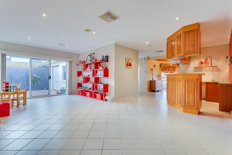Fifth view of Homely house listing, 5 Lyrebird Court, Taylors Lakes VIC 3038