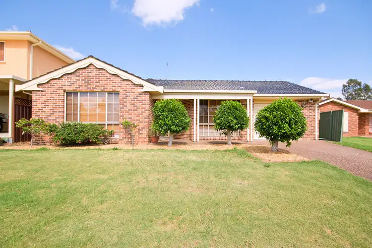 9 Fairburn Crescent, Minchinbury NSW 2770