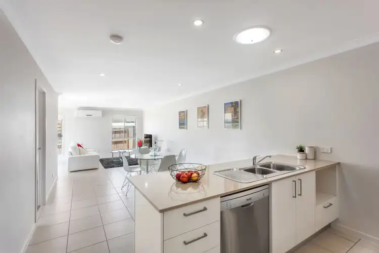 Third view of Homely unit listing, 1/104 Rowbotham Street, Rangeville QLD 4350